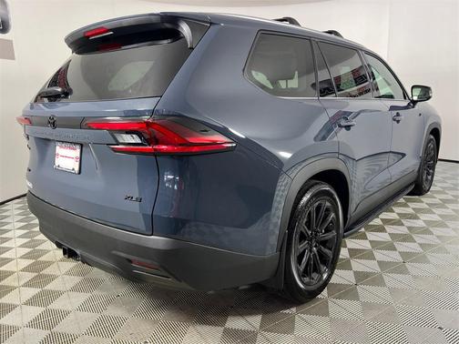 2025 Toyota Grand Highlander Hybrid XLE