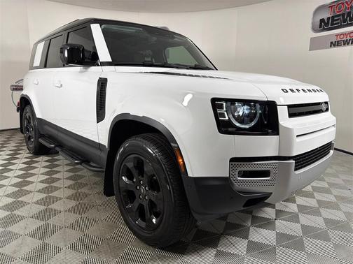 2025 Land Rover Defender 110 P300