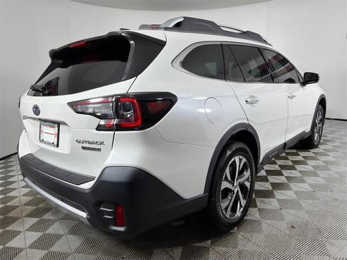 2022 Subaru Outback Touring