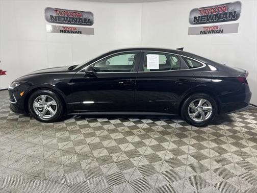 2023 Hyundai SONATA SE