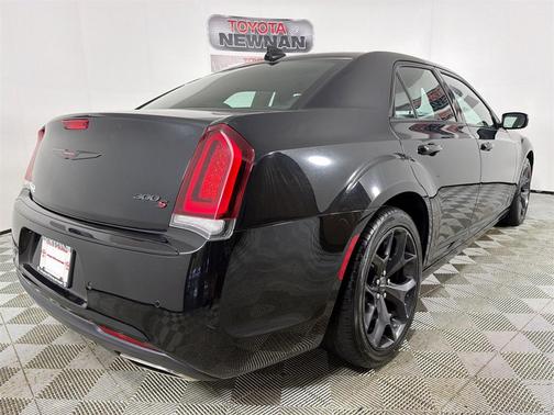 2023 Chrysler 300 S