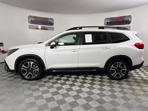 2023 Subaru Ascent Limited 8-Passenger
