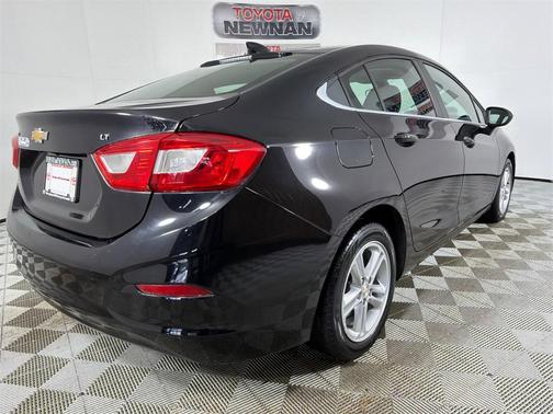2016 Chevrolet Cruze LT Auto