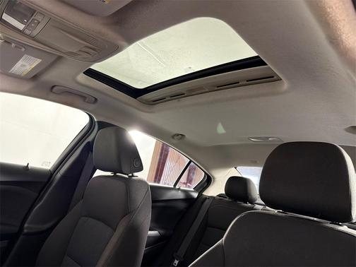 2016 Chevrolet Cruze LT Auto