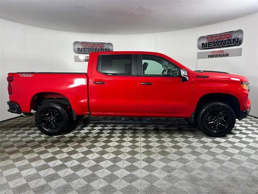 2023 Chevrolet Silverado 1500 Custom Trail Boss