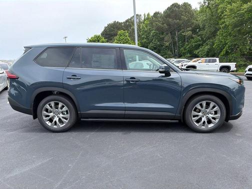 Cloud 2026 Toyota Grand Highlander Limited