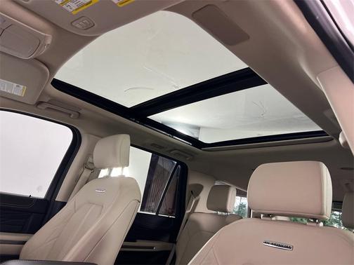 2023 Ford Expedition Platinum