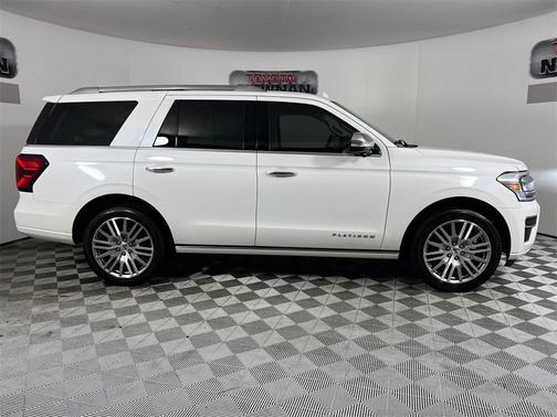 2023 Ford Expedition Platinum