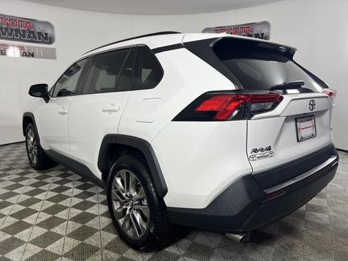 2019 Toyota RAV4 XLE Premium