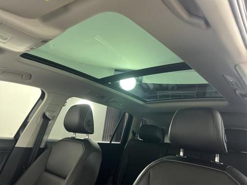 2021 Volkswagen Tiguan 2.0T SEL