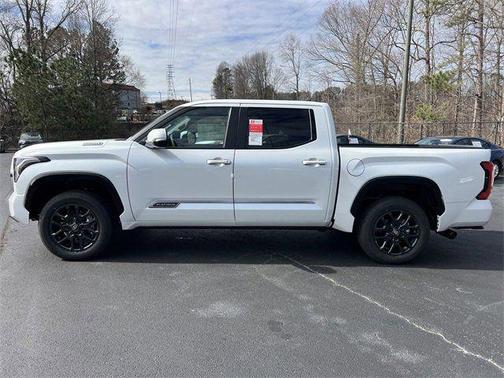 2025 Toyota Tundra Hybrid Platinum