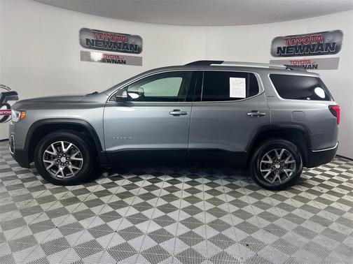 2023 GMC Acadia AWD SLT