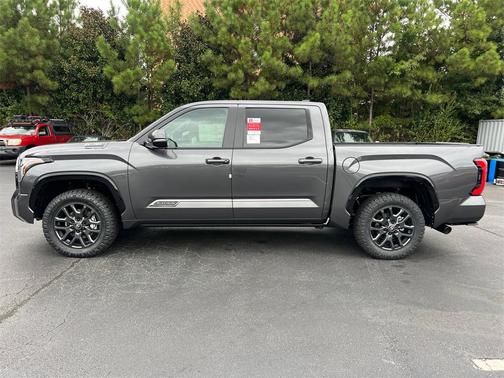2026 Toyota Tundra Hybrid Platinum