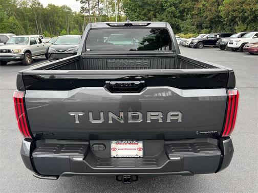 2026 Toyota Tundra Hybrid Platinum