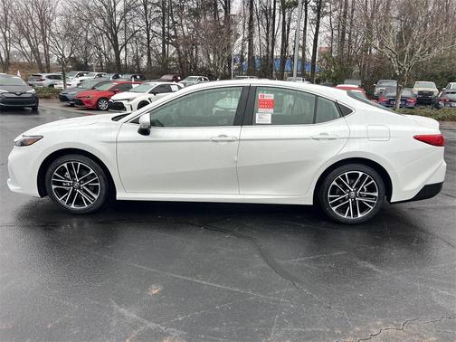 2025 Toyota Camry XLE