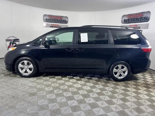 2015 Toyota Sienna LE
