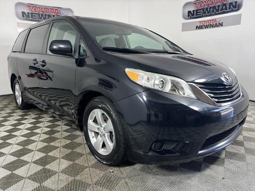 2015 Toyota Sienna LE