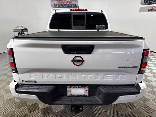 Glacier White 2022 Nissan Frontier PRO-4X