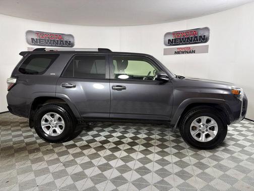 Magnetic Gray Metallic 2020 Toyota 4Runner SR5