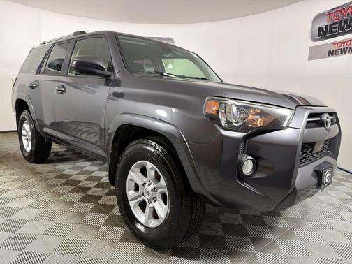 Magnetic Gray Metallic 2020 Toyota 4Runner SR5