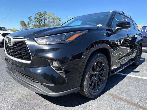 2026 Toyota Highlander Hybrid XLE