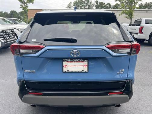 2025 Toyota RAV4 Hybrid SE