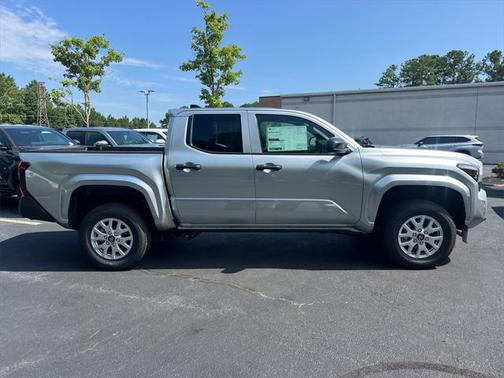 2025 Toyota Tacoma SR