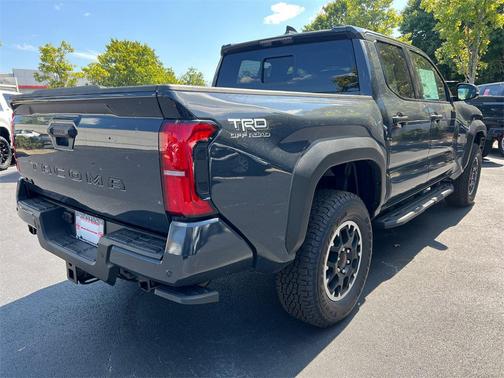 2025 Toyota Tacoma TRD Off-Road