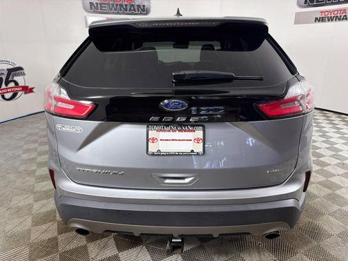 Silver Metallic 2023 Ford Edge Titanium