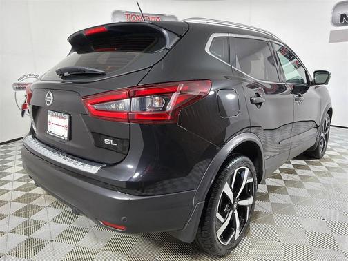 2020 Nissan Rogue Sport SL