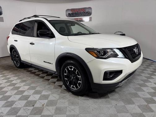 Pearl White Tricoat 2019 Nissan Pathfinder SL