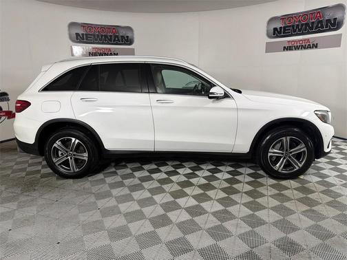 2018 Mercedes-Benz GLC 300 Base