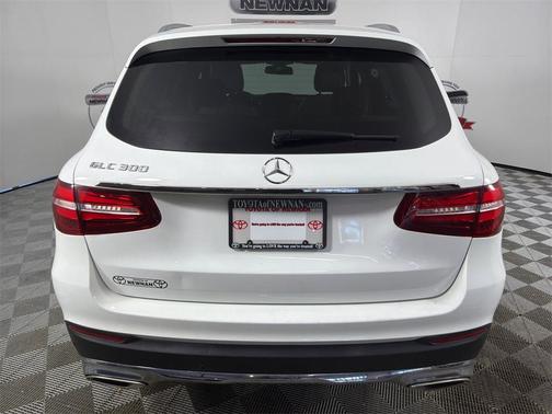 2018 Mercedes-Benz GLC 300 Base