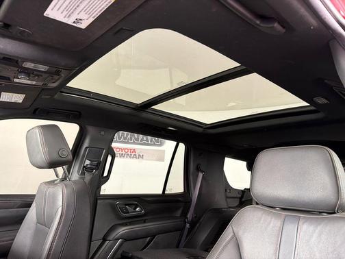 2022 Chevrolet Tahoe 4WD RST