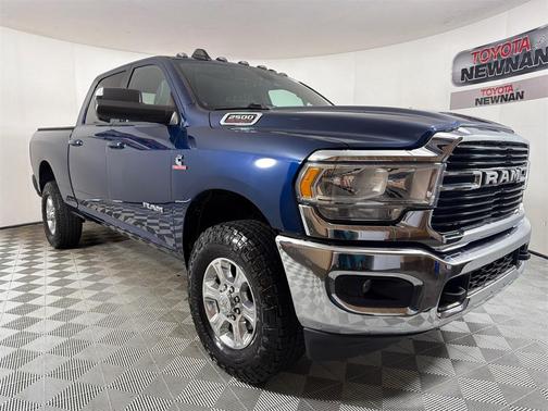 2021 RAM 2500 Big Horn Crew Cab 4x4 6'4' Box