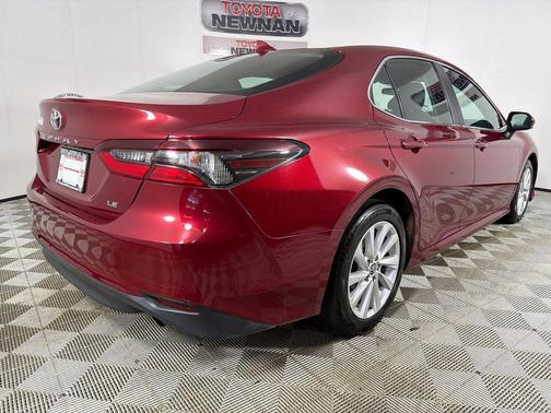Ruby Flare Pearl 2022 Toyota Camry LE