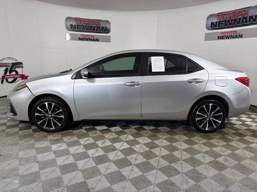 Classic Silver Metallic 2019 Toyota Corolla SE
