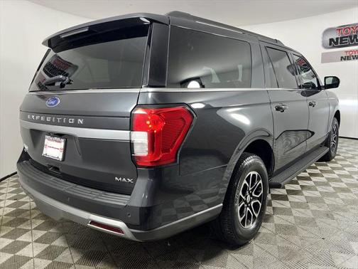 2023 Ford Expedition Max XLT