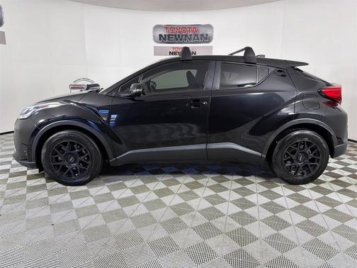 2021 Toyota C-HR LE