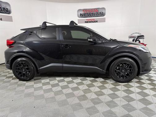 2021 Toyota C-HR LE