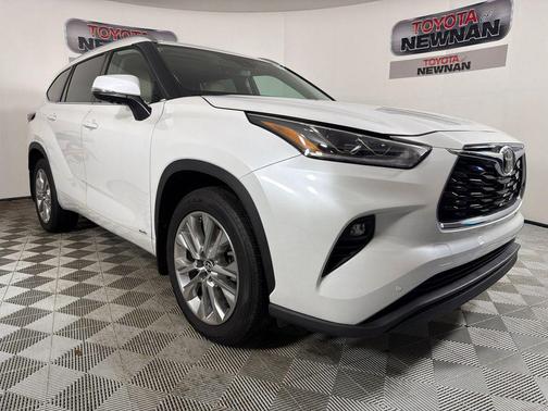 2025 Toyota Highlander Hybrid Limited