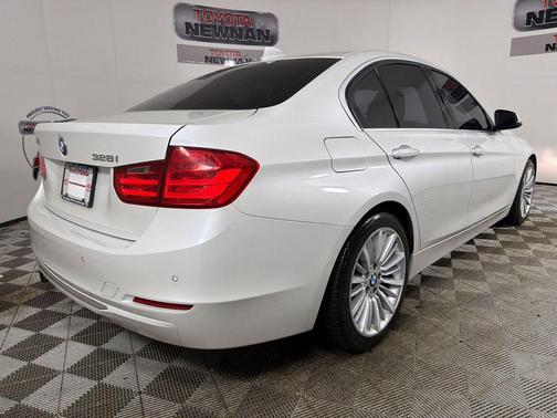 White Metallic 2014 BMW 328 328i