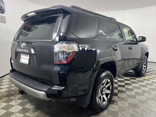 2024 Toyota 4Runner TRD Off Road