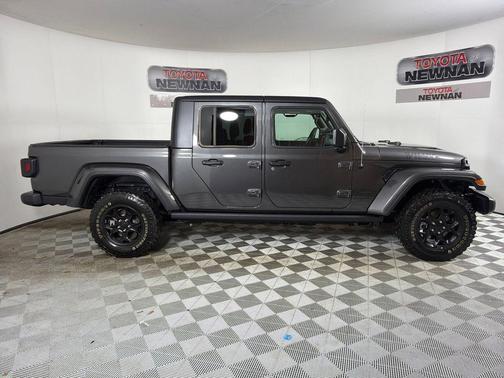 2023 Jeep Gladiator Willys 4x4