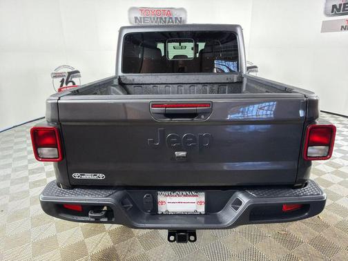 2023 Jeep Gladiator Willys 4x4