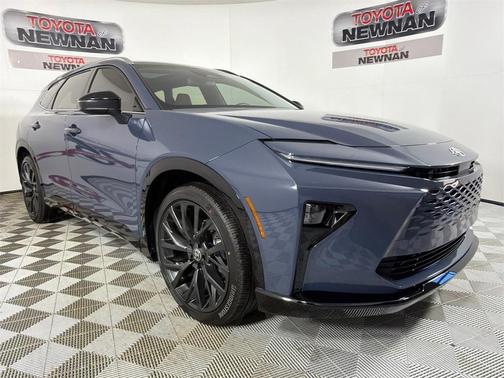 2025 Toyota Crown Signia Limited