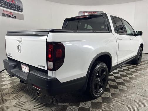 2023 Honda Ridgeline Black