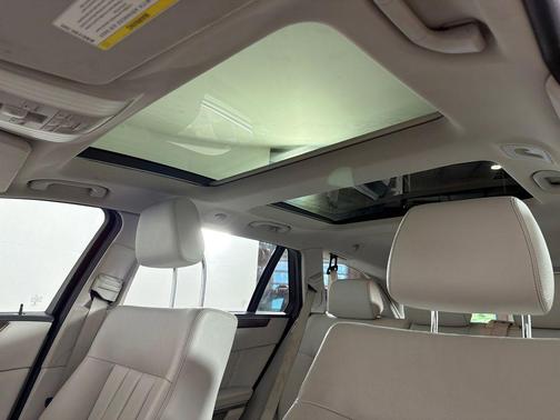 Indigo Blue Metallic 2016 Mercedes-Benz E-Class E 350
