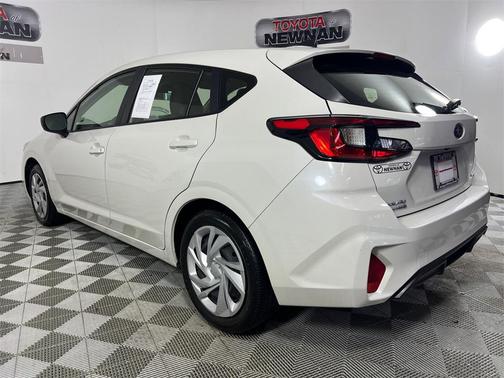 2024 Subaru Impreza Base