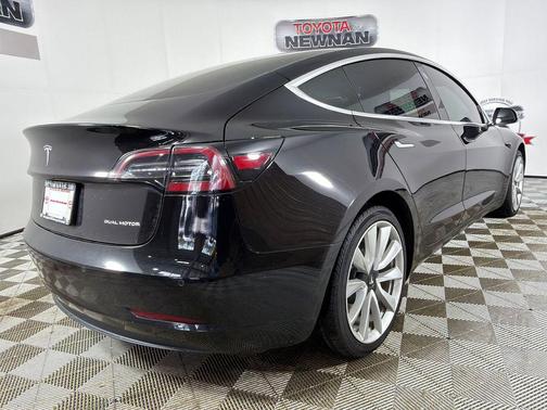 2020 Tesla Model 3 Long Range